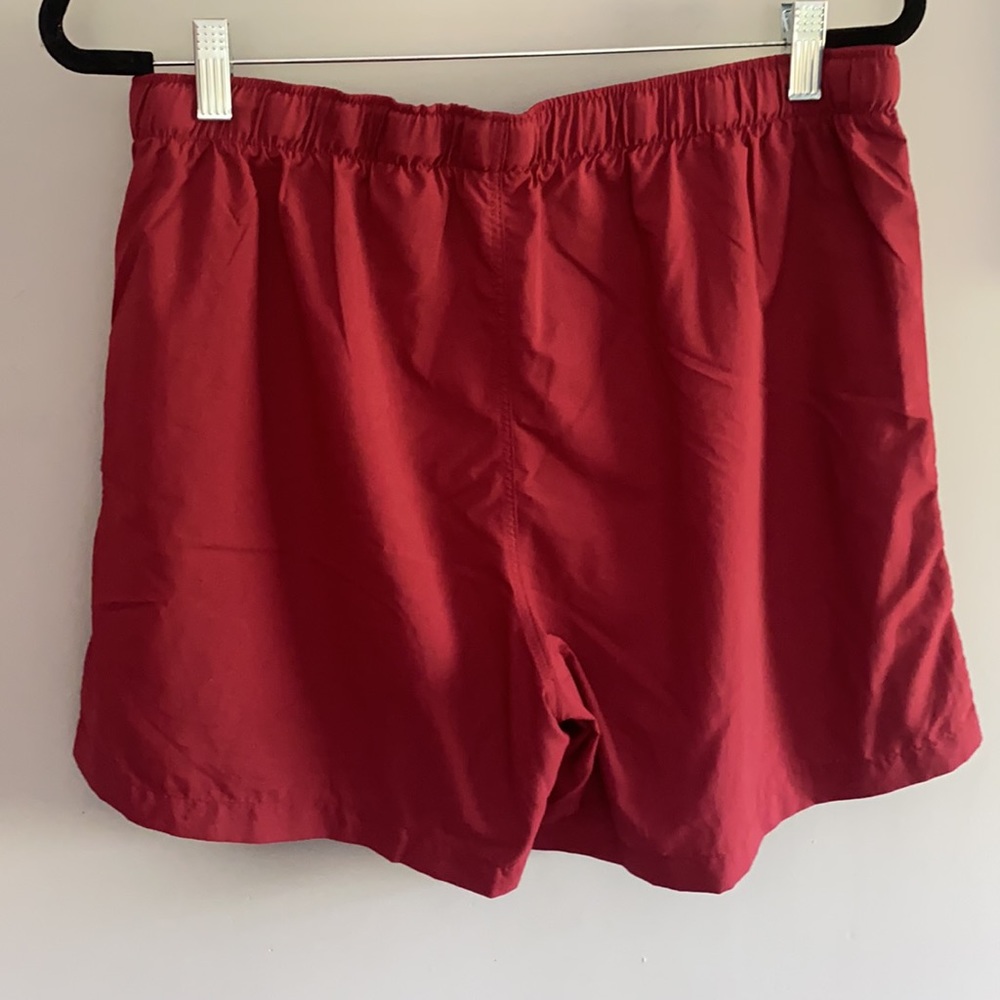Columbia Women's Red Shorts - Picture 5 of 11
